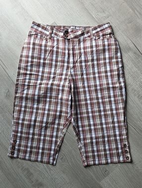 Zoey & Beth Women's Plaid Capris — Brown & White 1X